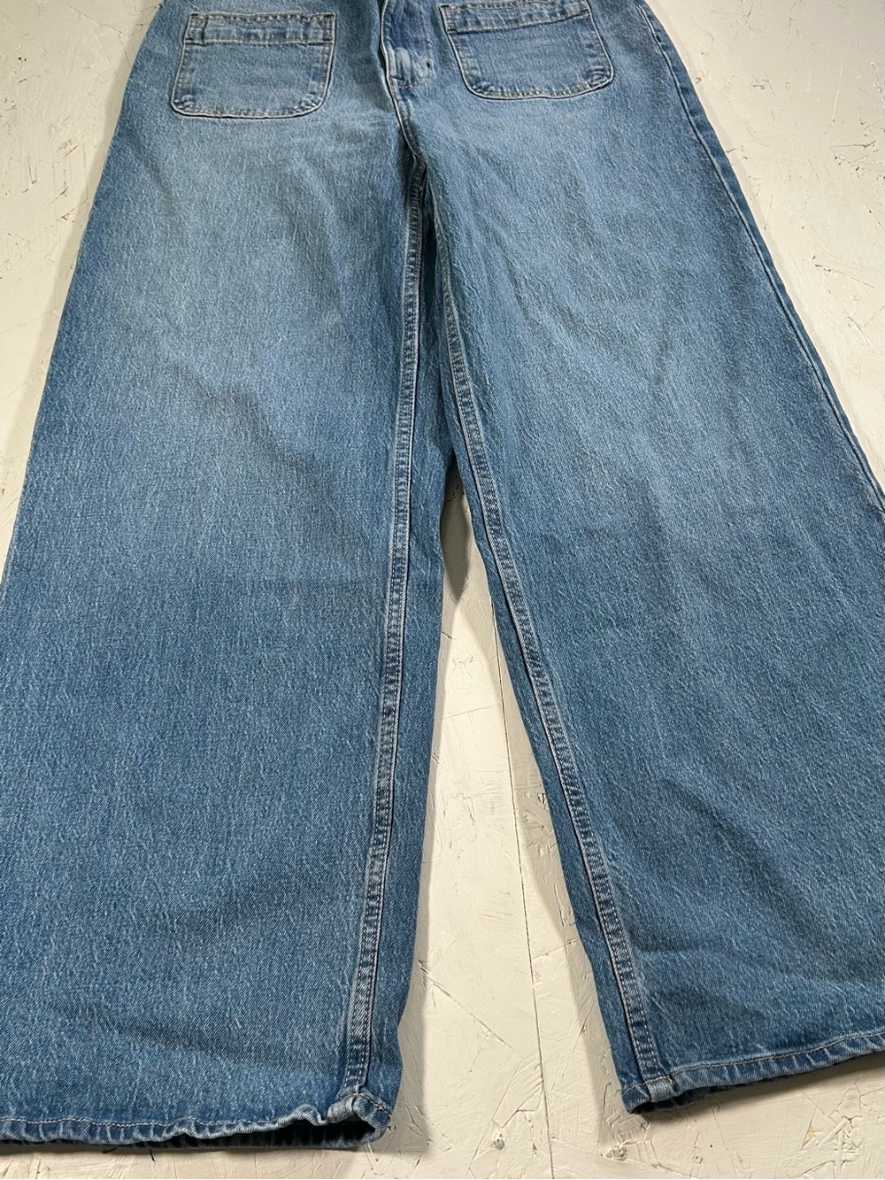 High-Rise Wide-Leg Light Blue Denim Jeans for Women Size 12 Short